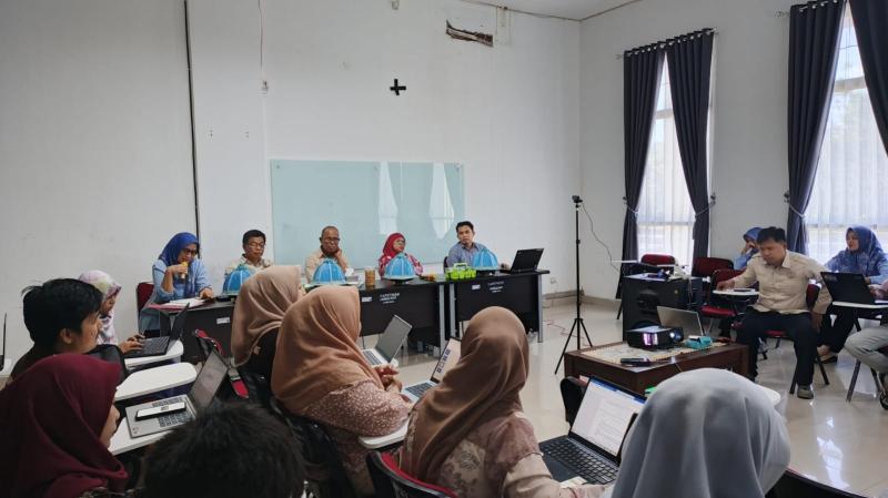 "Fakultas Peternakan dan Perikanan Gelar Rapat Koordinasi Akademik Bahas Penyelesaian Masa Studi, Sarana Prasarana, dan Penataan Ruang Perkuliahan"